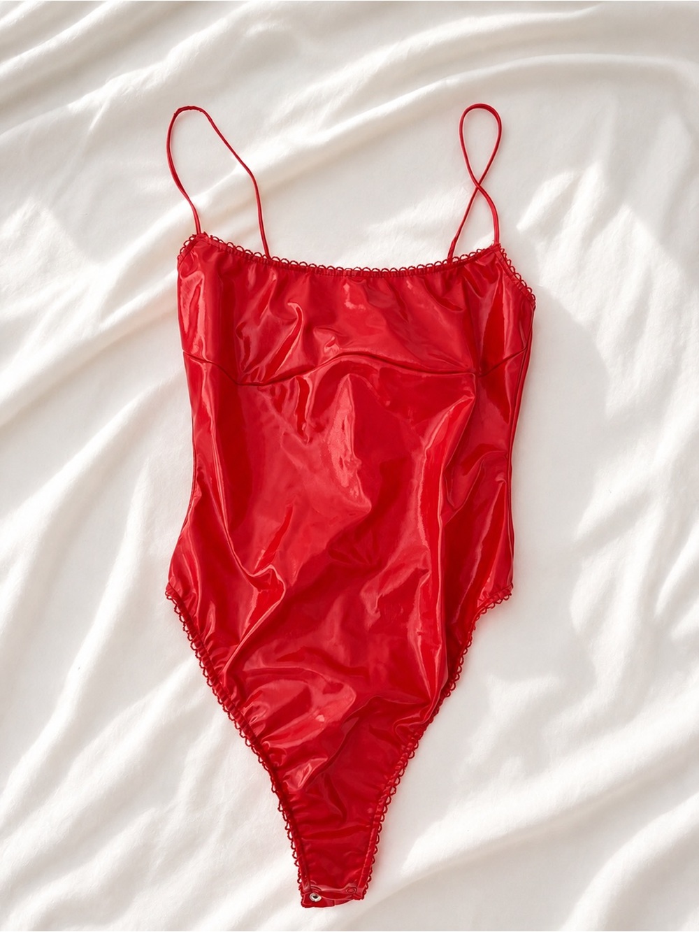 SKIMS Red Vinyl Thong Bodysuit - Picture 4 of 4